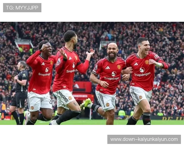 曼联2-0热刺取四连胜，罗梅罗红牌改变战局