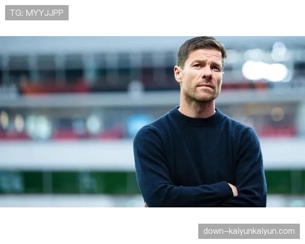 勒沃库森主帅阿隆索确认哈维-西蒙斯可出战关键对决